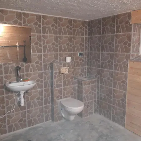 Krotka 3 Świeradów-Zdrój