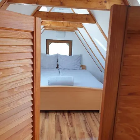 Krotka 3 Świeradów-Zdrój